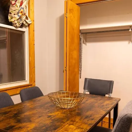 Cityscape Retreat 3Br Haven With Free Parking